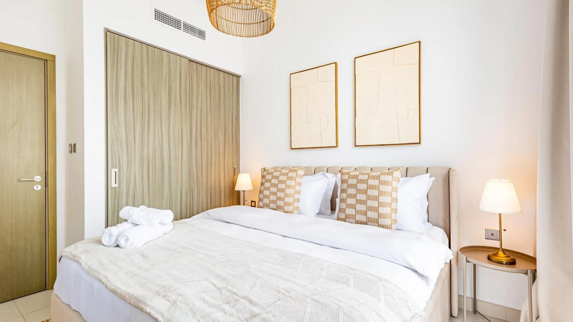 Family Heaven - 3 Min Walk To Reem Central Park And Beach - Designers Choice - 10 People - New Building - High Floor - Big Balcony - Reem Island Abu Dhabi Apartment