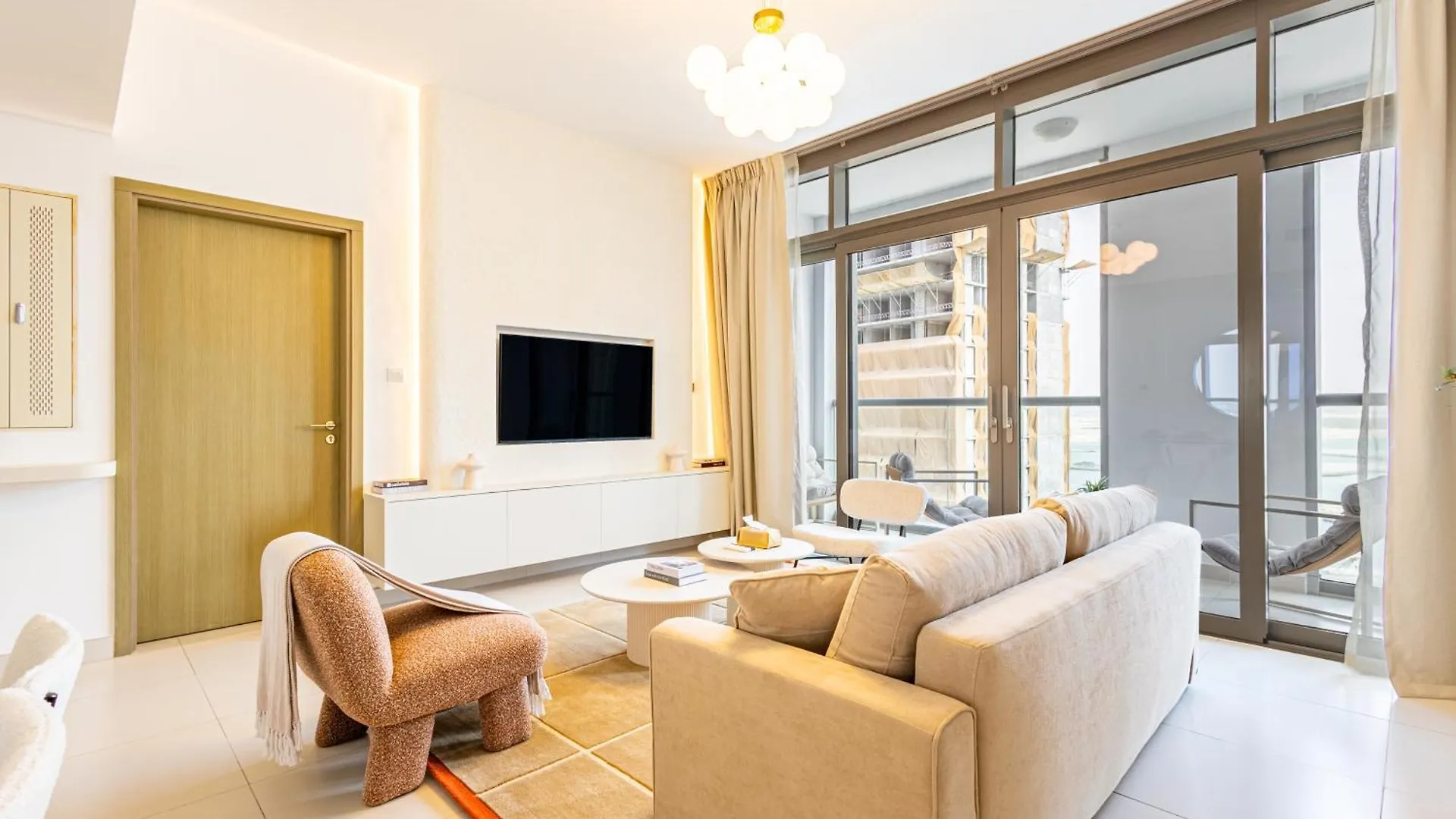 Apartment Family Heaven - 3 Min Walk To Reem Central Park And Beach - Designers Choice - 10 People - New Building - High Floor - Big Balcony - Reem Island Abu Dhabi