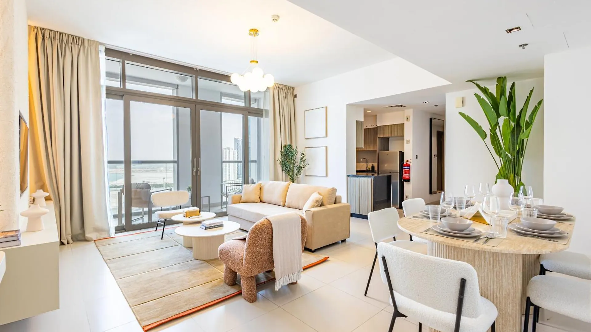 Family Heaven - 3 Min Walk To Reem Central Park And Beach - Designers Choice - 10 People - New Building - High Floor - Big Balcony - Reem Island Abu Dhabi